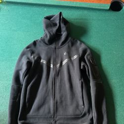 Nike Tech Black Size Small