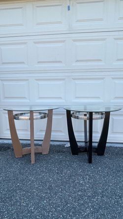 26 ＂Round Side Table w/ Glass Tabletop Cross-shaped Solid Rubber Wood Fram $25 for each $45 for both