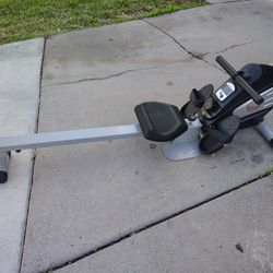 Used Sunny Health And Fitness Dual Function Rowing Machine