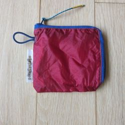 Paracyclage Salin Wallet Red, Made From Recycled Paraglider. 5"x4.5". Ultralight (10 gm), Zippered. Swiss-Made. Camping, Backpacking, Hiking. One-Of-A