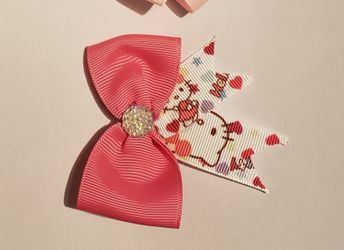 Hello kitty hair bow