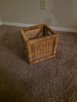 Little basket/ organizer