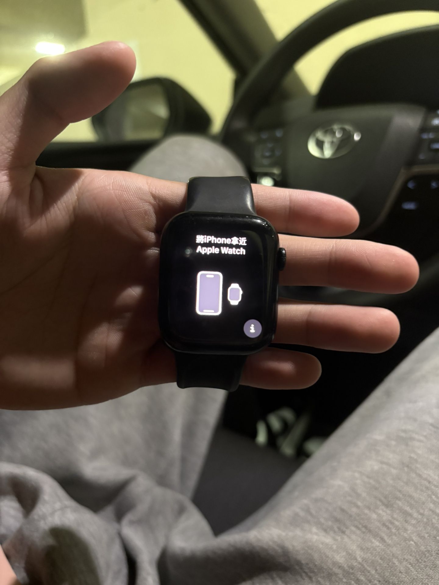Apple Watch Series 9 (Good Condition)