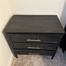 Oversized 3 - Drawer Nightstand