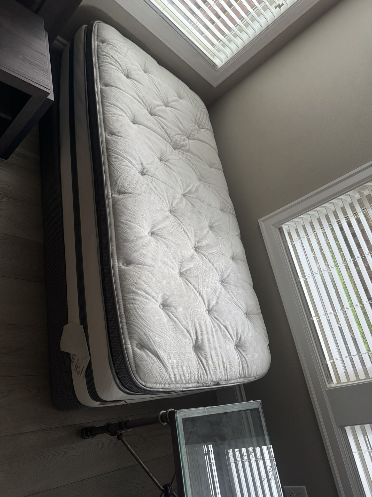 Twin Bed And Box Spring