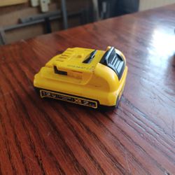 DeWalt 12 Volt Battery Works Great