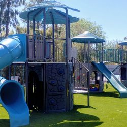 Playground W Delivery/installation