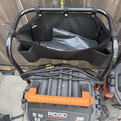 RIDGID Wet/dry vacuum cleaner 16 Gallons