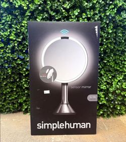 Simple human sensor mirror