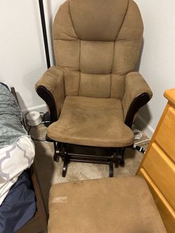 Gliding rocking chair and foot stool