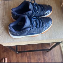 Jordan 11 Navy