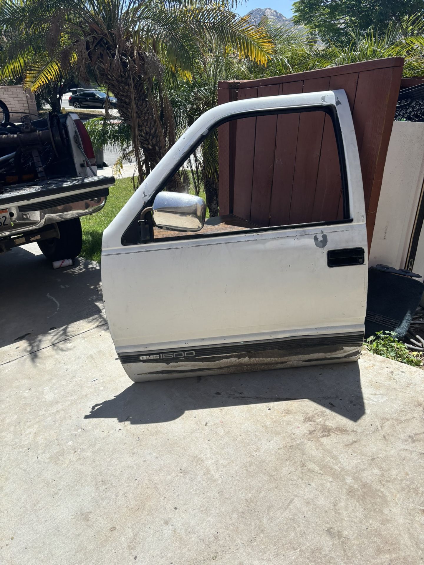 89 - 96 GMC Or Chevy Obs Door With Glass And Handle