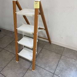 White 4-step Ladder Metal