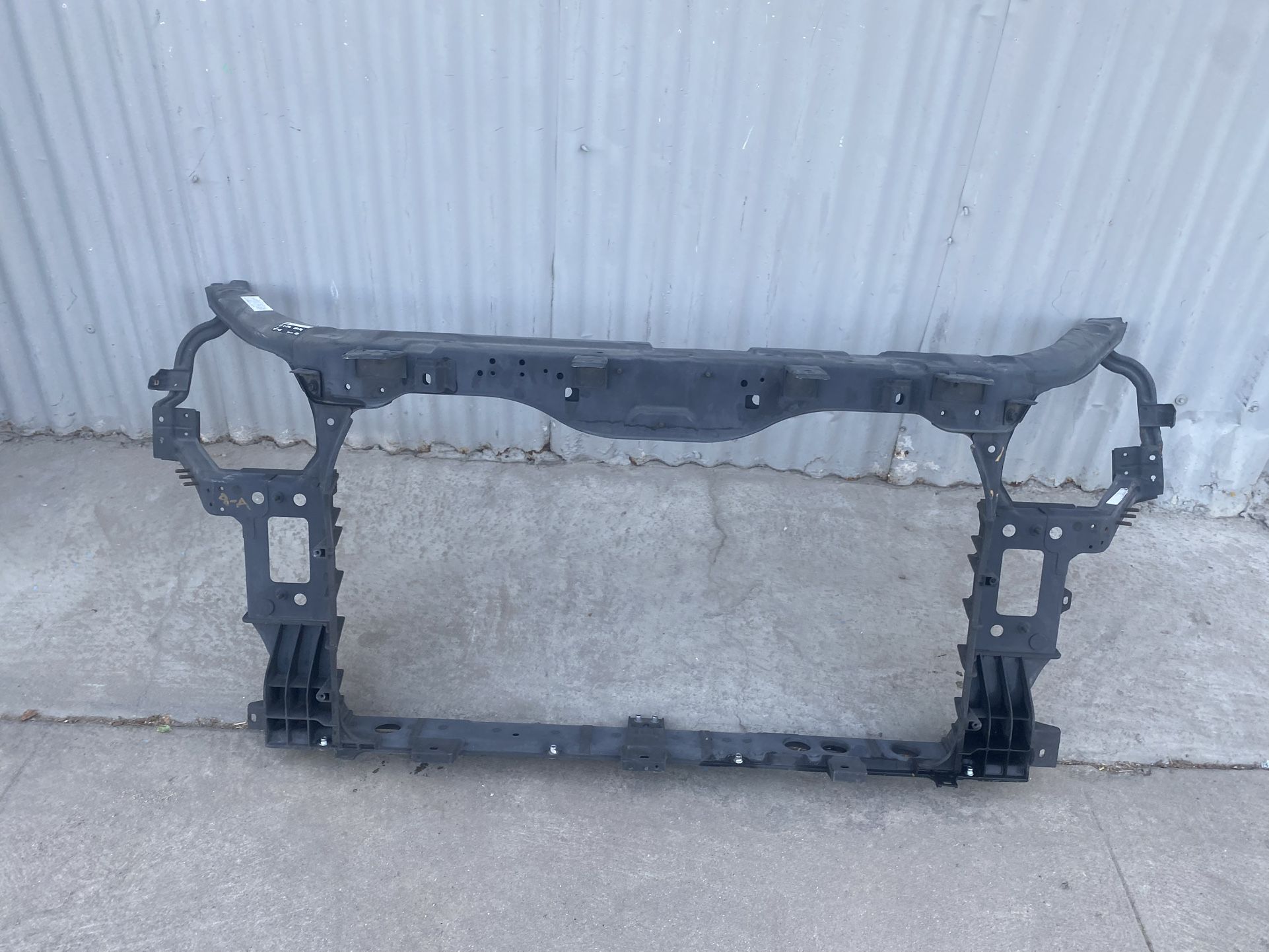 2011-2015 Kia Optima Radiator Support