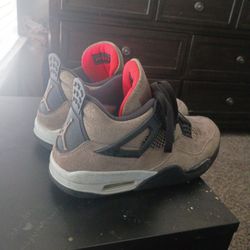 Used Jordan Taupe Haze 8.5