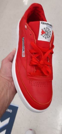 REEBOK CLASSIC SIZE 12 OR 14 VERY NICE STYLISH COMFY LOOKS GREAT BRAND NEW NEVER WORN OR TRIED ON PERFECT EXCELLENT MINT CONDITION