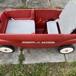 Radio Flyer Wagon 