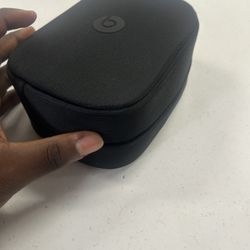 Beats Solo 4