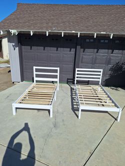 Twin size Bed frame set