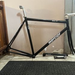 Kilo TT Frameset Size 53