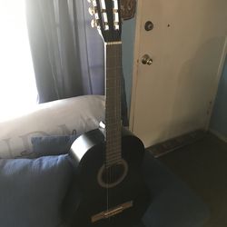 Classical Guitar (used)