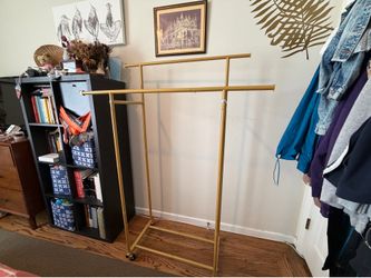 FREE: freestanding clothes rack
