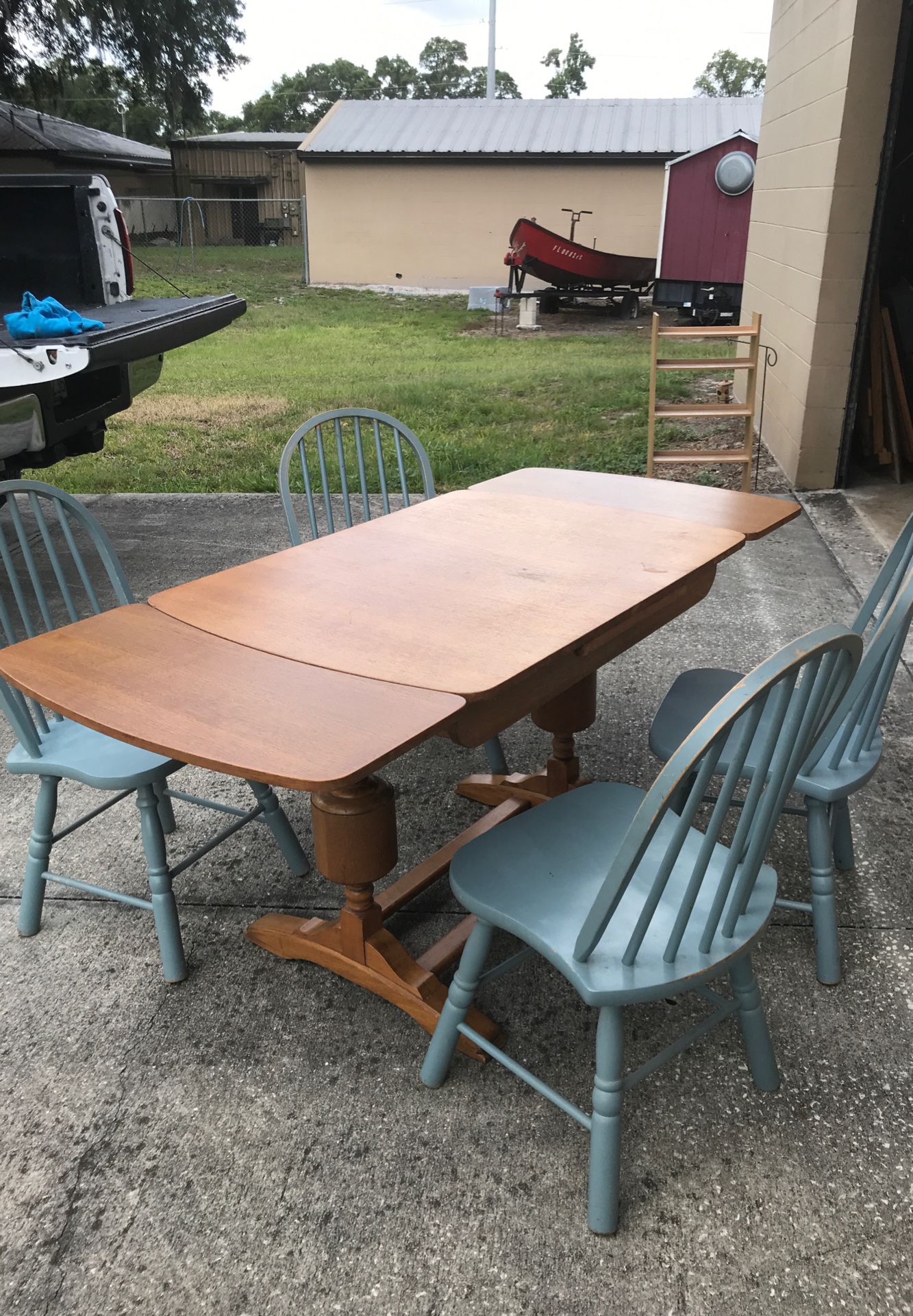 Old antique style collapses Solid wood table & 4 chairs