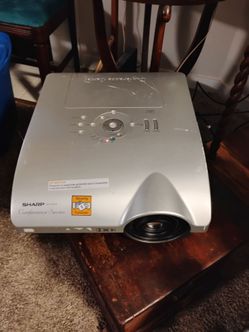Sharp XG-PH50X projector