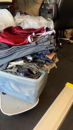 Men’s pants and shirts extra large