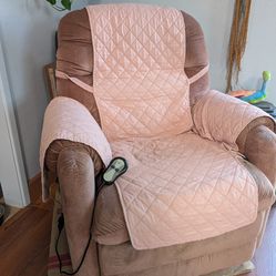 La-Z-Boy Power Lift Recliner