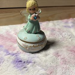 Precious moments birthstone December