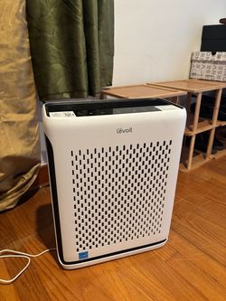 LOW PRICE MOVING- LEVIOT AIR CLEANER PURIFIER NEW