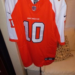 No Nix Jersey XXL NWT