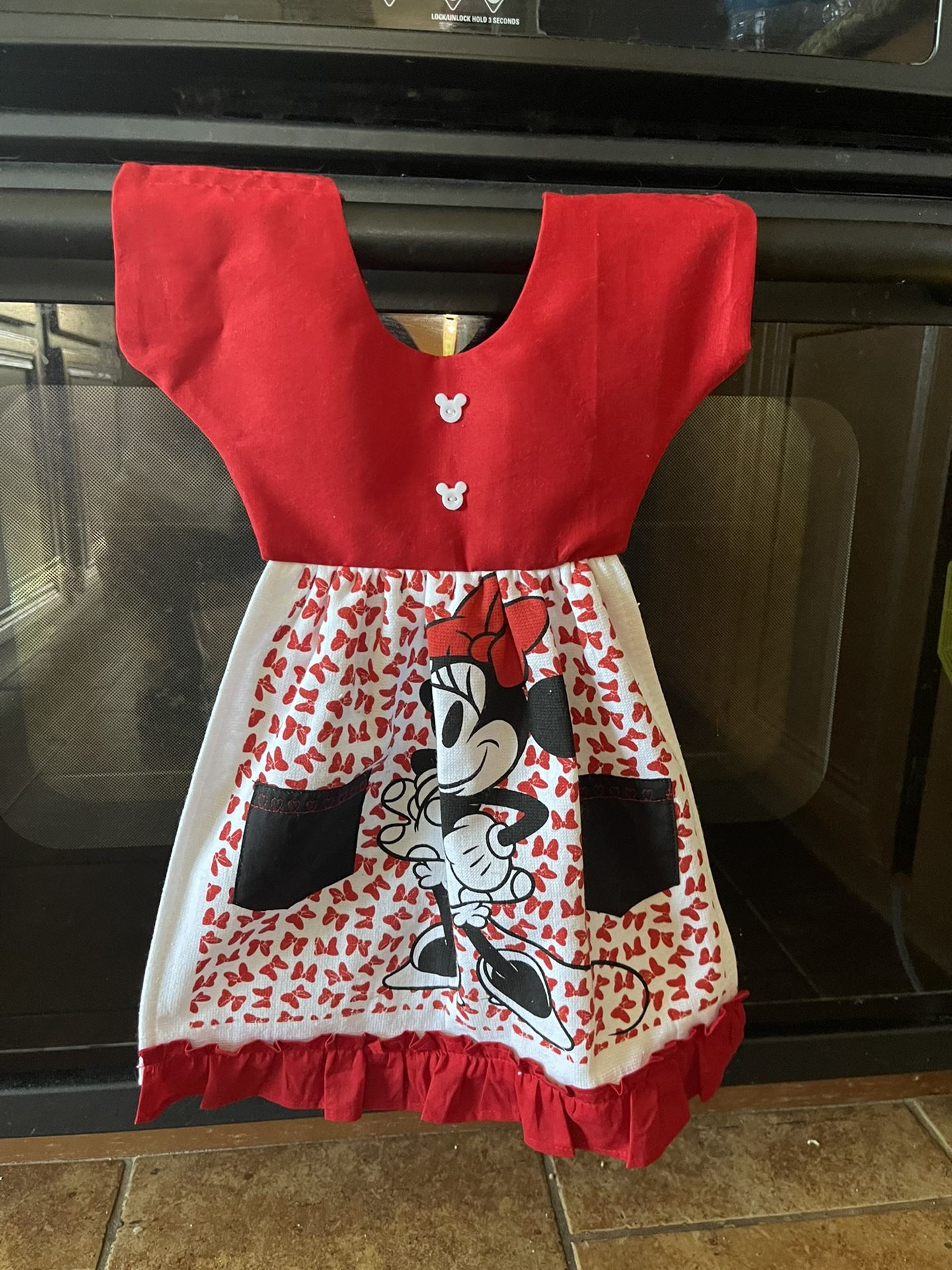 Homemade  Kitchen Towels To decorate Your Oven Or Any Wall 