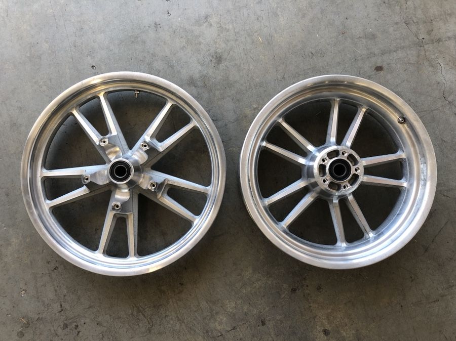 Harley Dyna switchblade mag wheels 2006 and newer