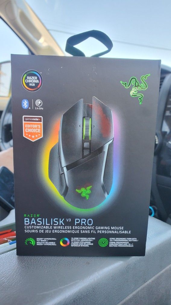 Razer Basilisk V3 Pro NEW