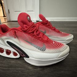 Nike 12