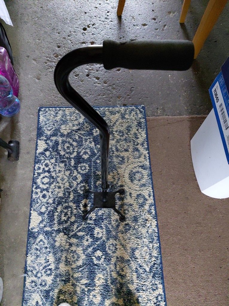 Quad(Walking Cane)