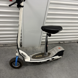 *** RAZOR SCOOTER **