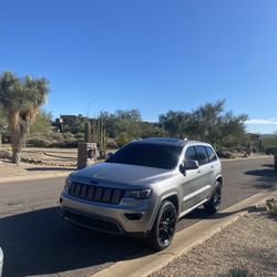 Jeep Grand Cherokee Laredo 