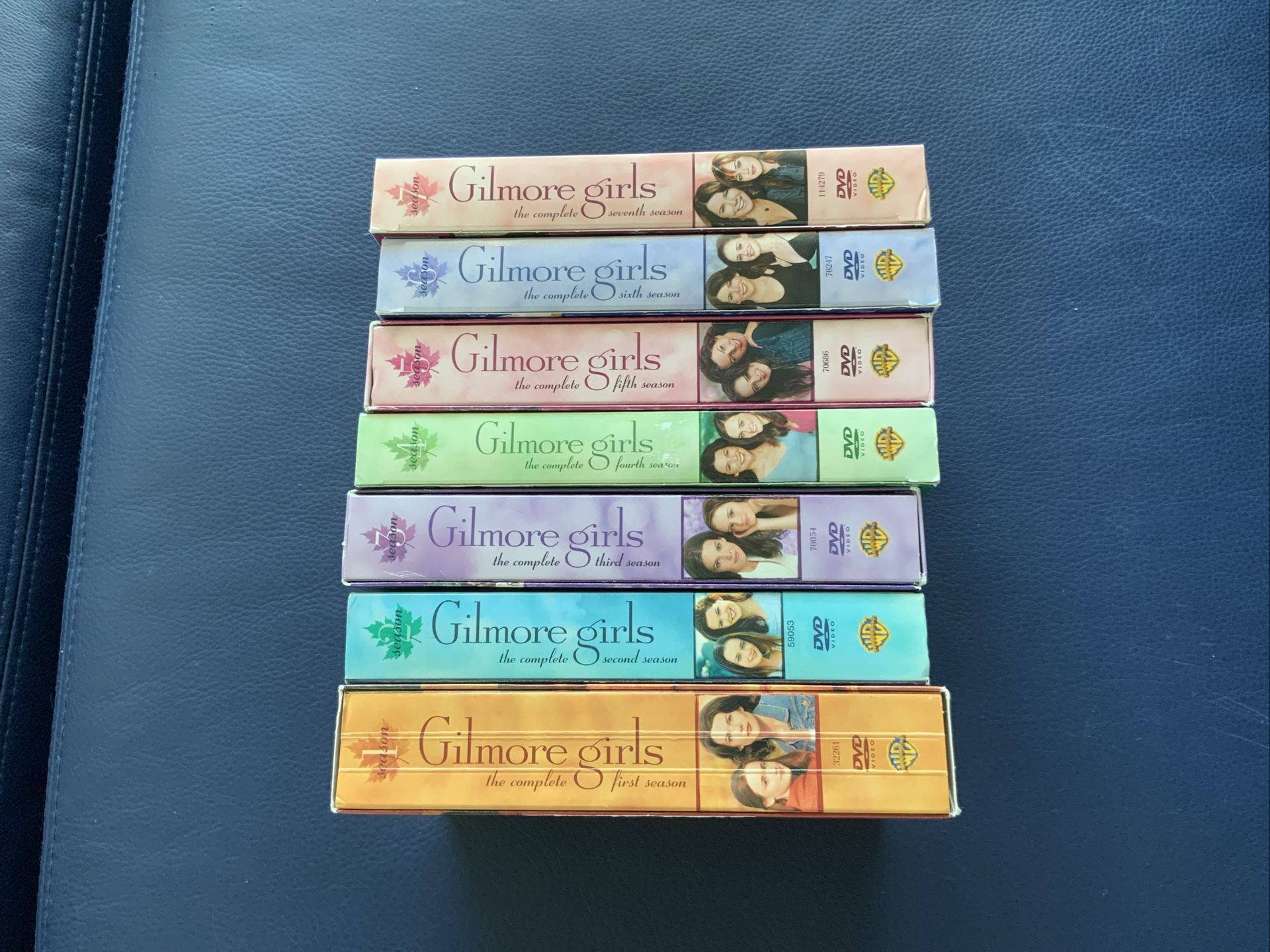 Gilmore Girls All 7 Seasons, Complete DVD Set.  Enjoy This Iconic TV Series 🥹