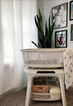 4moms MamaRoo Sleep Bassinet, Supports Baby's Sleep with Adjustable Features - 5 Motions, 5 Speeds, 4 Soothing Sounds and 2 Heights