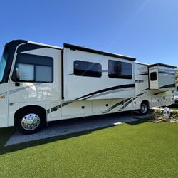 2023 Jayco Precept 36A - Low Mileage, Luxury Class A - 2 Full Baths 