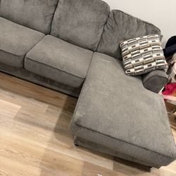 Signature Design by Ashley O'Phannon Gray Sectional with Chaise