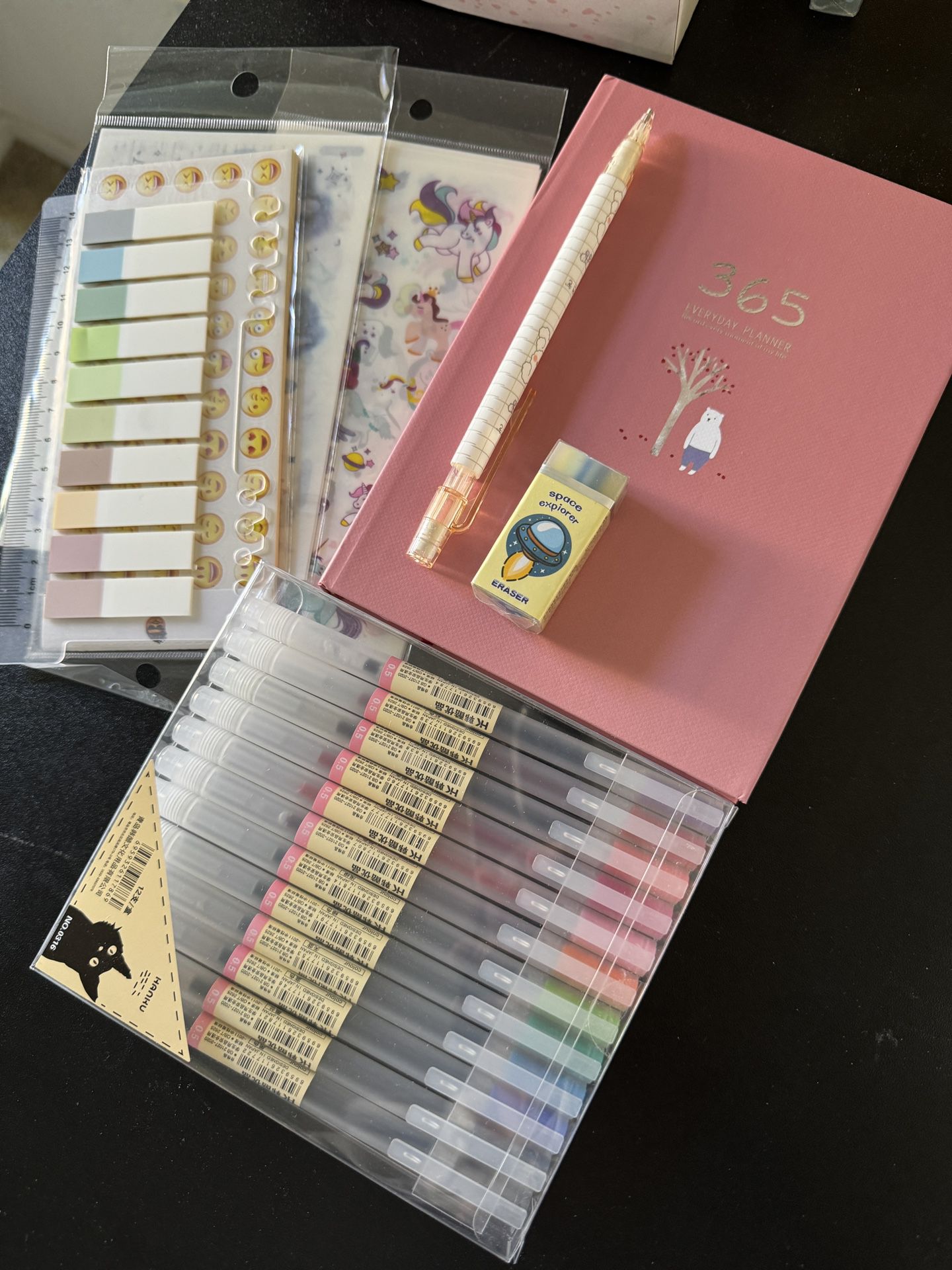 🔥📕 Dotted Journal Kit Hardcover Notebook Set + 12 Gel Pens + Sticker🎁🥰