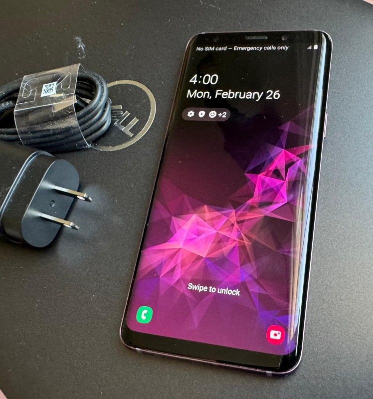 Samsung Galaxy S9 , Unlocked   for all Company Carrier ,  Excellent Condition  Like New