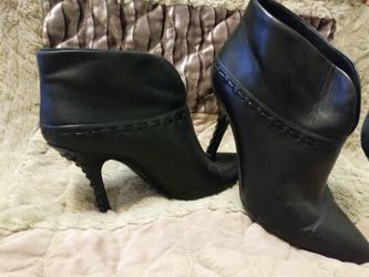 Nine West 6 1/2 Black Ankle boots