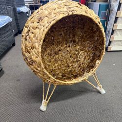 20.5” kitten house