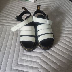 Doc Martin Sandals