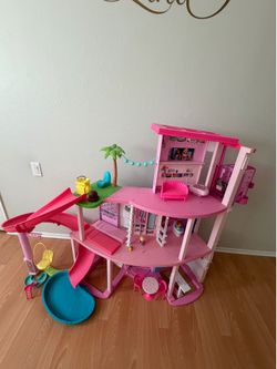 Dollhouse ** Like New**
